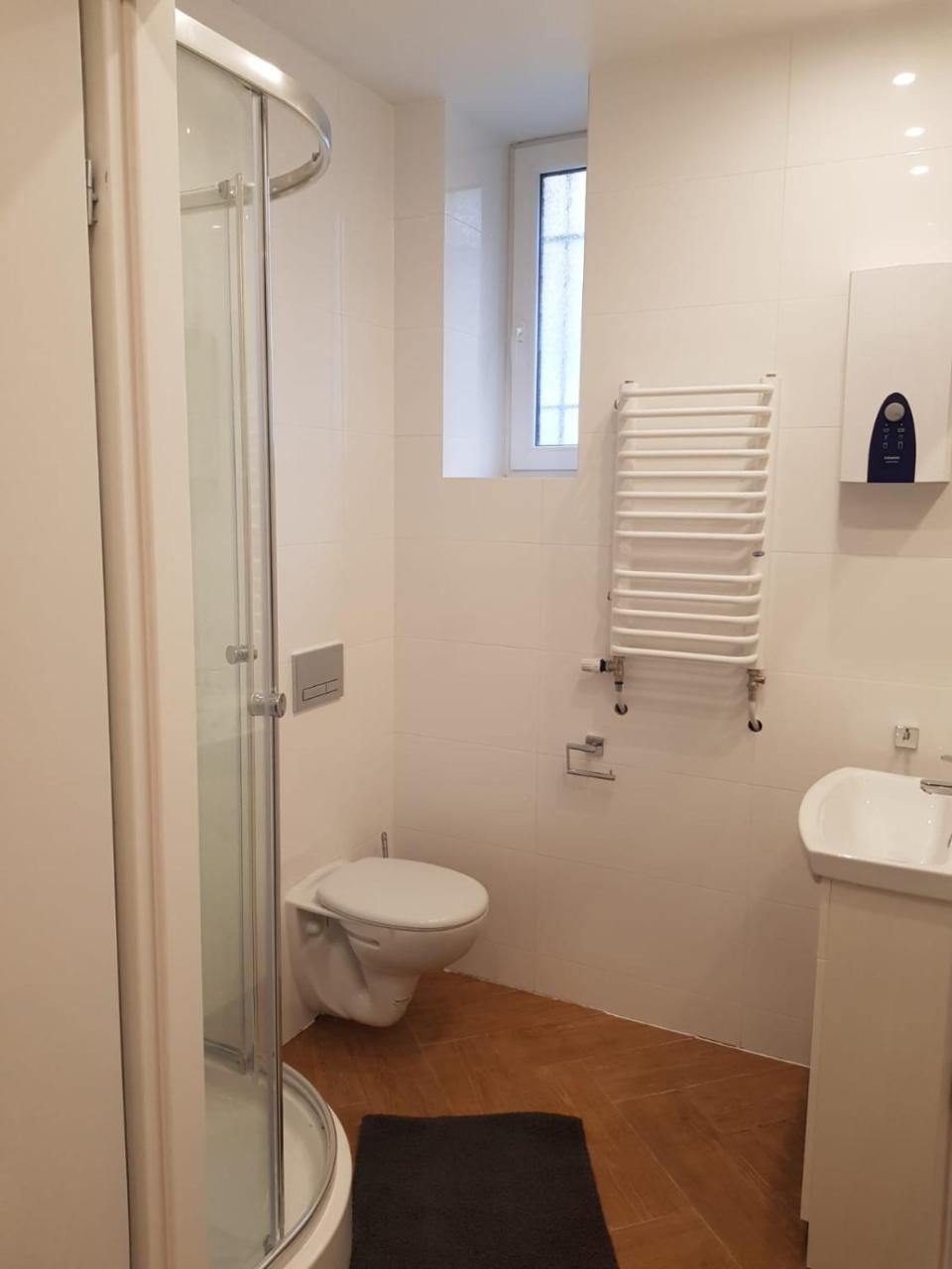 Apartamenty Bednarska 2A Gliwice Ngoại thất bức ảnh